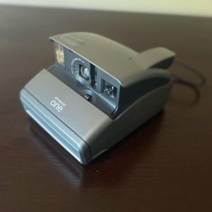 Polaroid One camera